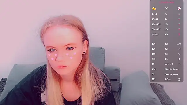 AliceNya cute online show from May 8, 2026, 5:46 am