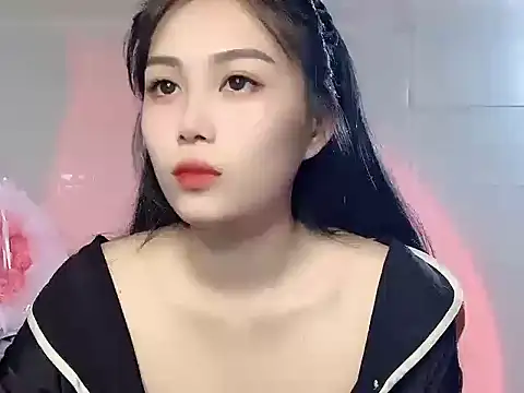 Snapshot of Lyly4757 chatting on November 7, 2025, 1:44 pm Lyly4757 online show from November 7, 2025, 1:44 pm