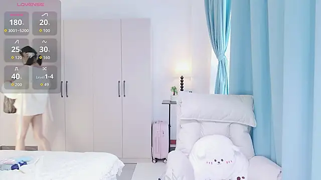 schoolgirl-nurse online show from November 29, 2025, 4:37 am