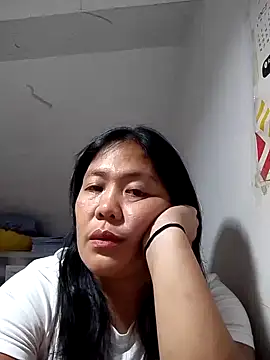 Snapshot of Seductivemomma4ux chatting on September 19, 2025, 12:23 am Seductivemomma4ux online show from September 19, 2025, 12:23 am
