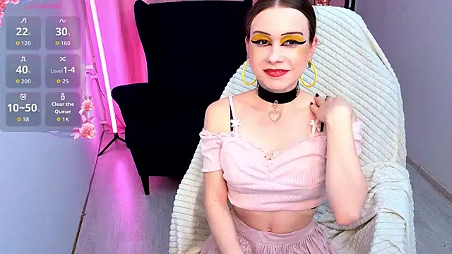 KarenSmitht online show from October 3, 2025, 4:04 pm