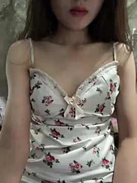 Bella sexy98 online show from April 27, 2026, 6:11 am