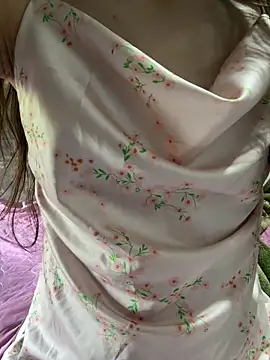 Bella sexy98 online show from May 5, 2026, 6:43 am
