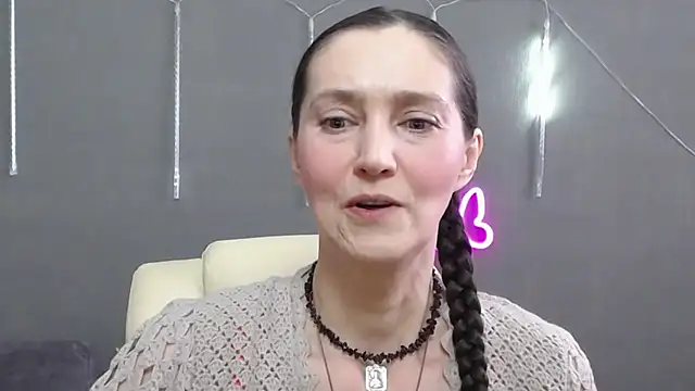 TayaFinch online show from March 13, 2026, 1:07 pm