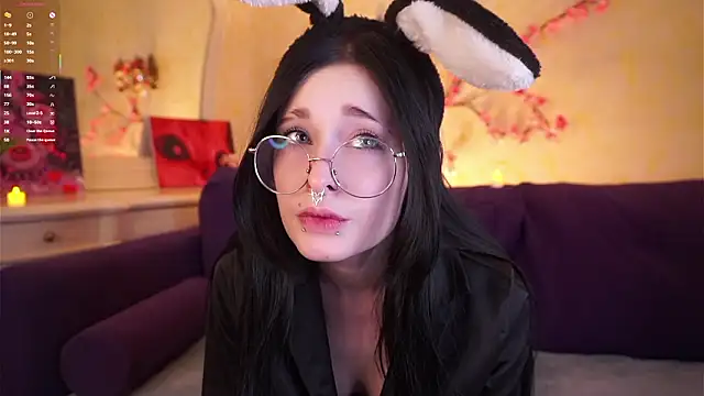 DarcyAspacio online show from March 18, 2026, 11:13 am