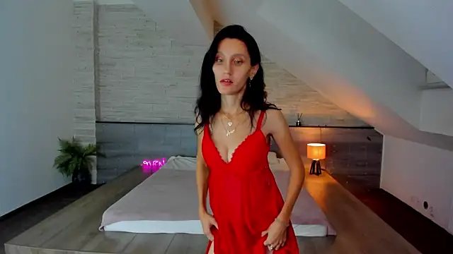 skinnystar  online show from October 23, 2025, 4:23 am