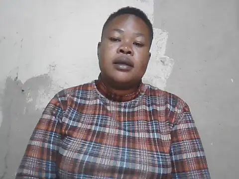 Snapshot of Bustyass93 chatting on November 17, 2025, 5:57 am Bustyass93 online show from November 17, 2025, 5:57 am