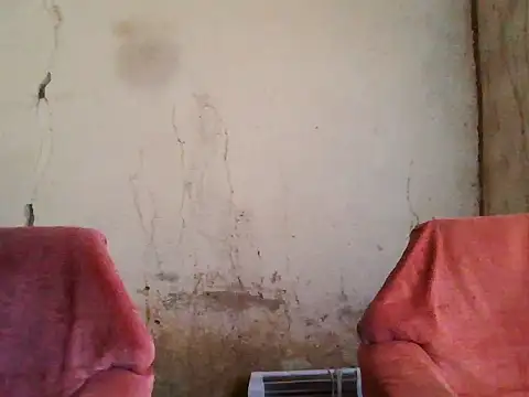 Snapshot of Bustyass93 chatting on December 17, 2025, 9:59 am Bustyass93 online show from December 17, 2025, 9:59 am