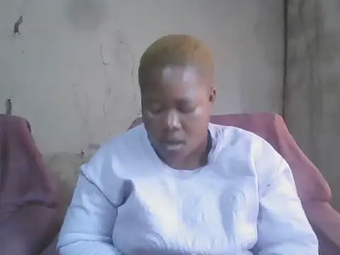 Snapshot of Bustyass93 chatting on January 14, 2026, 8:31 am Bustyass93 online show from January 14, 2026, 8:31 am