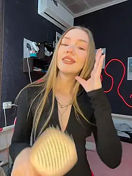 MilaMoone online show from February 21, 2026, 10:27 am