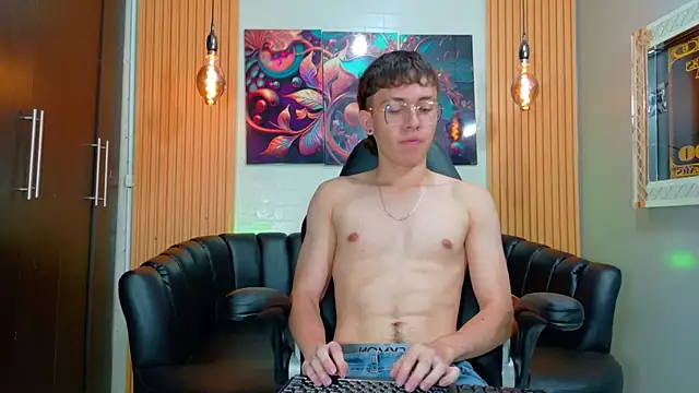 Snapshot of Dominic_Carmine chatting on September 20, 2025, 1:01 pm Dominic Carmine online show from September 20, 2025, 1:01 pm