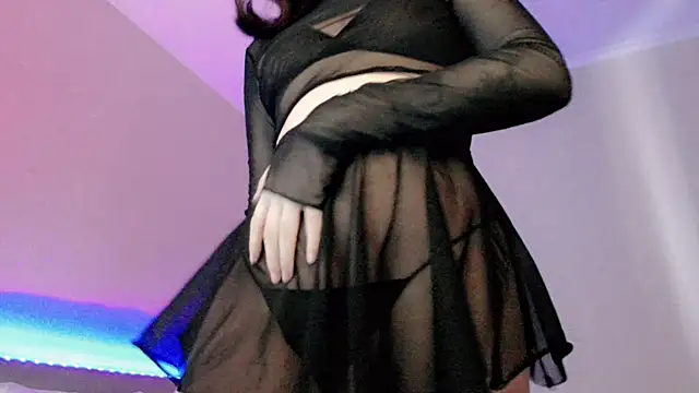 Snapshot of Dazzl1ngFire chatting on November 2, 2025, 4:48 am Dazzl1ngFire online show from November 2, 2025, 4:48 am