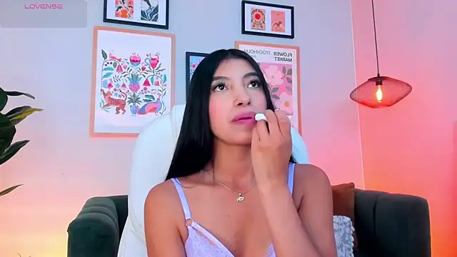 Tiffany Low online show from August 3, 2026, 12:54 pm