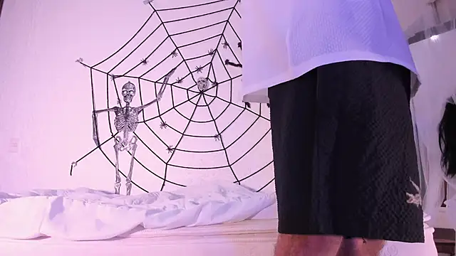 Snapshot of j_martony chatting on October 27, 2025, 12:20 pm j martony online show from October 27, 2025, 12:20 pm