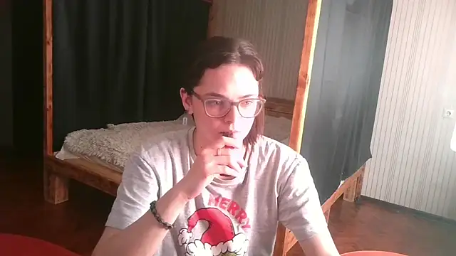 EthelsLover online show from March 2, 2026, 8:10 am