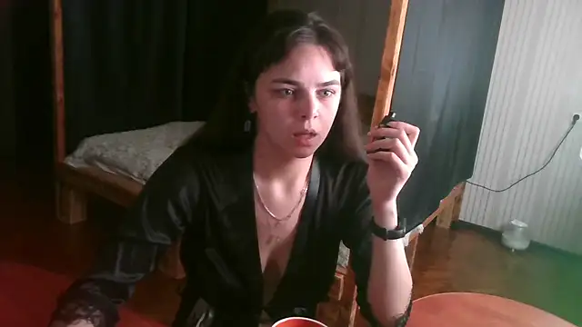 EthelsLover online show from May 7, 2026, 11:04 am