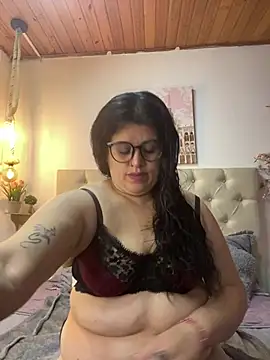 Andrea secret  online show from July 26, 2026, 1:40 pm