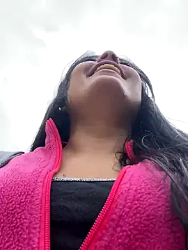 Karla 1-2 online show from October 24, 2025, 7:54 pm