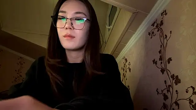 Snapshot of marry_dreams chatting on October 15, 2025, 2:28 pm marry dreams online show from October 15, 2025, 2:28 pm