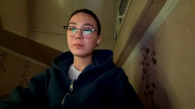 Snapshot of marry_dreams chatting on November 8, 2025, 12:38 pm marry dreams online show from November 8, 2025, 12:38 pm