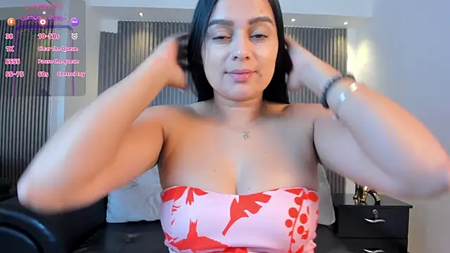 Snapshot of Megancoxx chatting on October 29, 2025, 10:50 am Megancoxx online show from October 29, 2025, 10:50 am