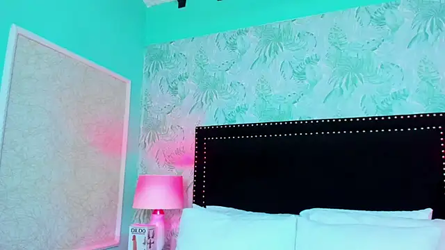 Snapshot of SamyySwet chatting on March 6, 2026, 1:02 am SamyySwet online show from March 6, 2026, 1:02 am