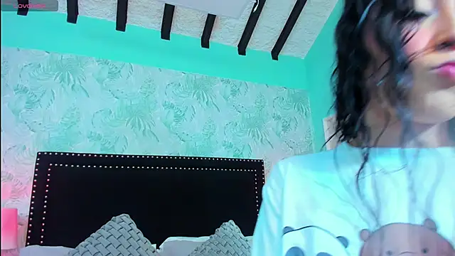 SamyySwet online show from May 3, 2026, 1:11 am