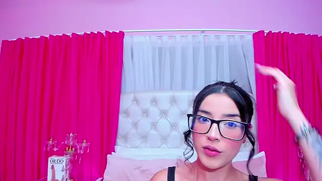 SamyySwet online show from June 15, 2026, 1:08 am