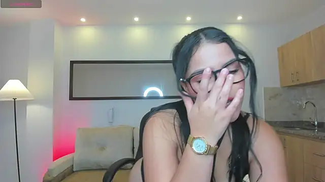 Mila blaze online show from October 17, 2025, 2:59 am