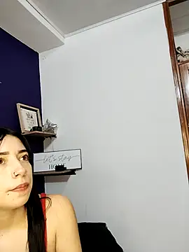 SarayGray online show from September 26, 2025, 7:07 pm