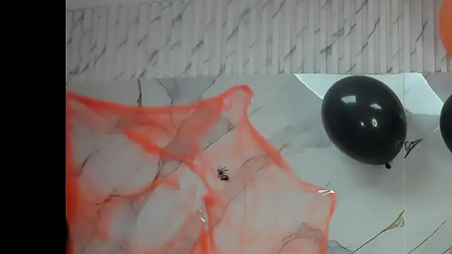 Snapshot of Isabella_Blondetf chatting on October 28, 2025, 8:00 pm Isabella Blondetf online show from October 28, 2025, 8:00 pm