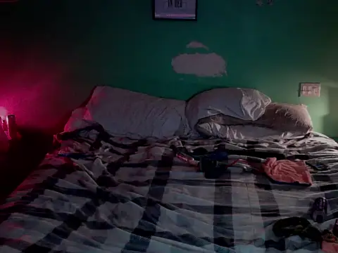 versatilevortex online show from October 3, 2025, 3:14 am