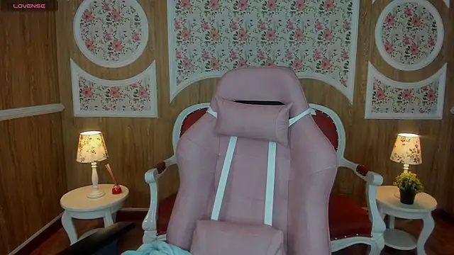 Snapshot of KonnyDesire chatting on September 25, 2025, 2:10 pm KonnyDesire online show from September 25, 2025, 2:10 pm