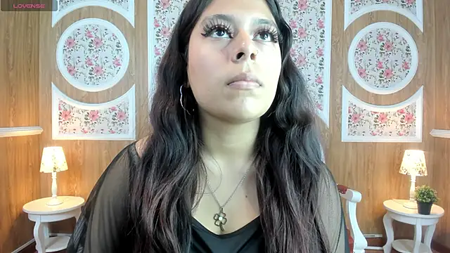 Snapshot of KonnyDesire chatting on October 13, 2025, 12:27 pm KonnyDesire online show from October 13, 2025, 12:27 pm