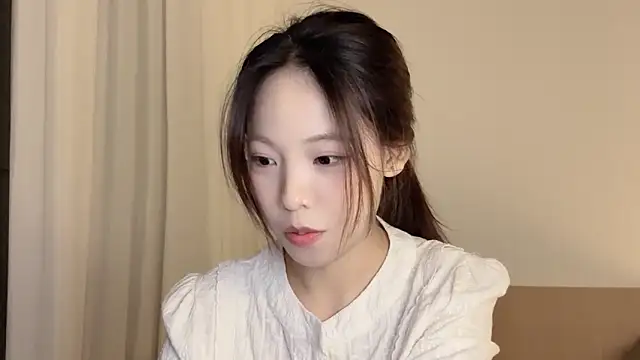 Snapshot of Meng_777 chatting on October 27, 2025, 11:03 am Meng 777 online show from October 27, 2025, 11:03 am