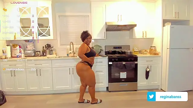 ReginaBans online show from December 18, 2025, 12:49 am