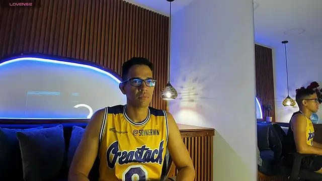 Snapshot of JacobDraven chatting on November 7, 2025, 3:39 am JacobDraven online show from November 7, 2025, 3:39 am