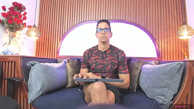 Snapshot of JacobDraven chatting on November 11, 2025, 3:50 am JacobDraven online show from November 11, 2025, 3:50 am