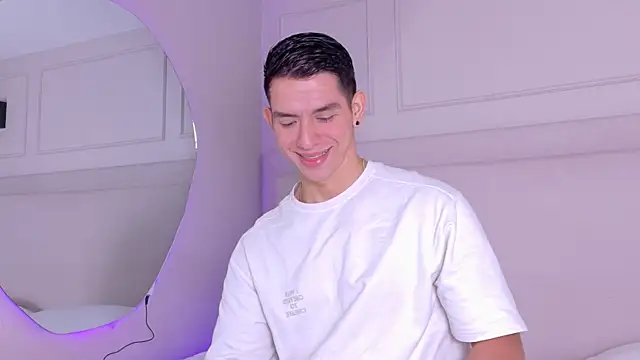 Snapshot of ZaneDawson chatting on September 24, 2025, 3:43 am ZaneDawson online show from September 24, 2025, 3:43 am