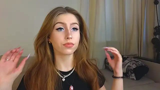 LinhStirna online show from October 14, 2025, 10:16 am