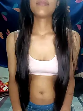 Snapshot of reetika6375 chatting on October 4, 2025, 5:44 pm reetika6375 online show from October 4, 2025, 5:44 pm