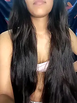 Snapshot of reetika6375 chatting on November 11, 2025, 6:08 pm reetika6375 online show from November 11, 2025, 6:08 pm