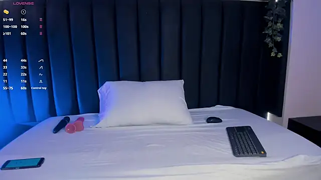 Cristina joy online show from October 21, 2025, 12:28 pm