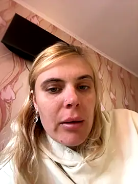 JeslyNomert online show from September 26, 2025, 11:58 am