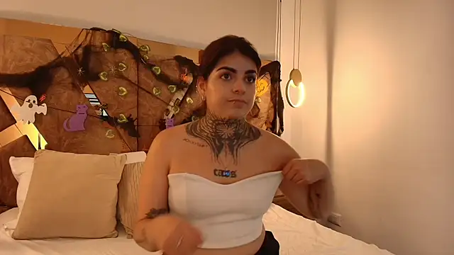 Snapshot of amelie__grace chatting on October 10, 2025, 9:58 pm amelie grace online show from October 10, 2025, 9:58 pm