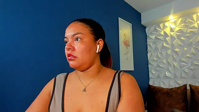 Snapshot of freya_cole_ chatting on October 2, 2025, 11:06 am freya cole online show from October 2, 2025, 11:06 am