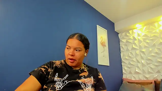 Snapshot of freya_cole_ chatting on October 17, 2025, 11:35 am freya cole online show from October 17, 2025, 11:35 am