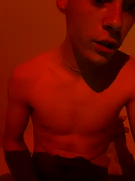 davidsexyboy6781 online show from September 15, 2025, 10:43 pm