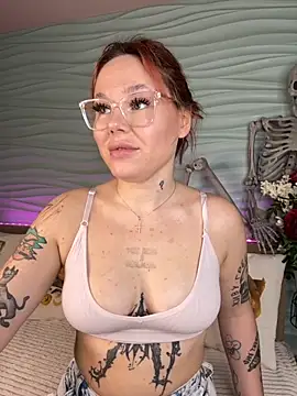 Snapshot of EvaNude- chatting on October 13, 2025, 10:10 pm EvaNude- online show from October 13, 2025, 10:10 pm