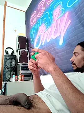 Mikaaa97 online show from March 3, 2026, 1:17 pm